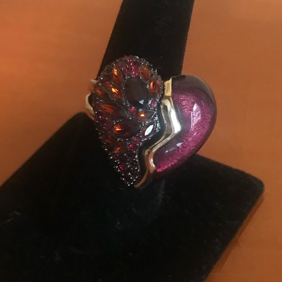 Alexis Bittar heart ring w/burgundy shade lucite crystals in gold